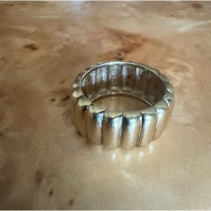 Mejuri Charlotte bold vermeil ring size 6